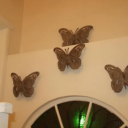 Pera Ayvalik Guest House فندق