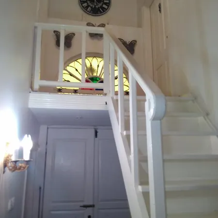 Pera Ayvalik Guest House فندق *